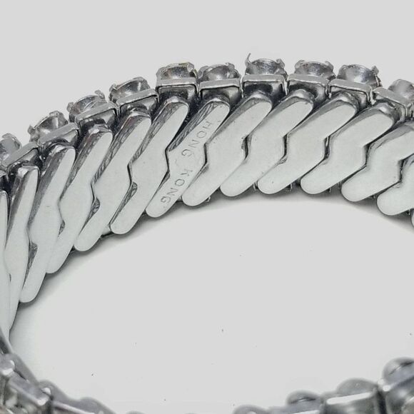 Vintage Rhinestone Expansion Stetch Bracelet, Silver Tone, Missing Stones - Picture 5 of 8